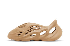 Yeezy Foam Runner Clay Taupe
