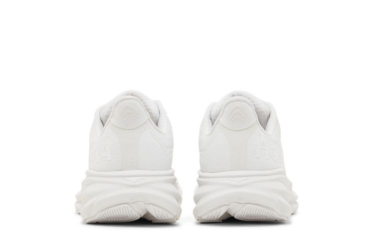 Wmns Clifton 9 'Triple White'