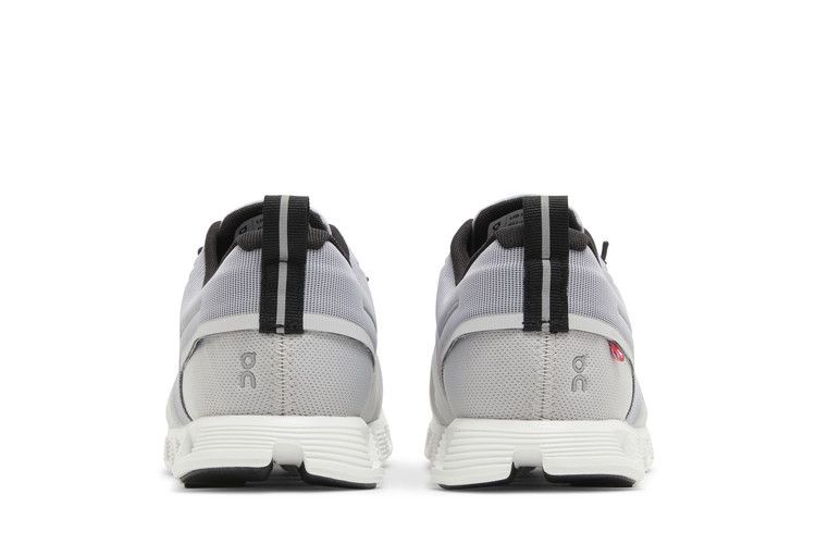 Cloud 5 Waterproof Glacier