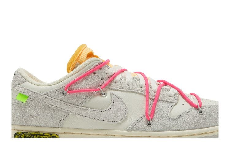 Off-White x Nike Dunk Low Lot 17 of 50