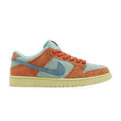 Nike SB Dunk Low Orange And Emerald Rise