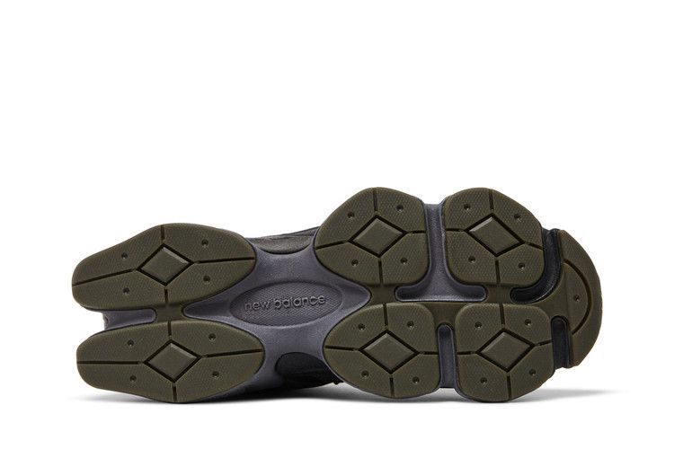 9060 Blacktop Dark Moss