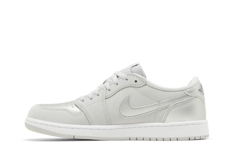 Air Jordan 1 Retro Low OG Metallic Silver