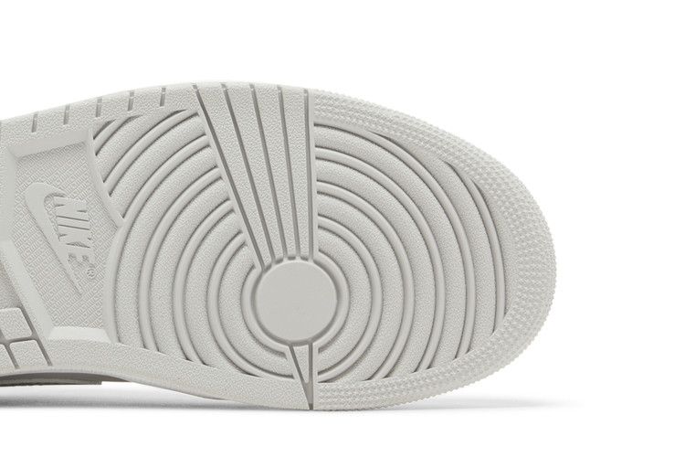 Air Jordan 1 Retro Low OG Metallic Silver