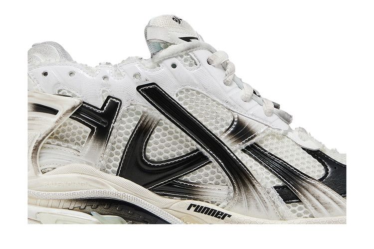 Balenciaga Runner Sneaker Gradient - White Black