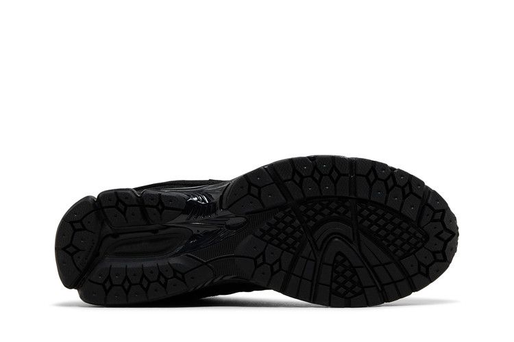 New Balance 2002R Black Cat