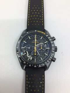 Omega Speedmasterdark side of the moon apollo 8 44.25 mm otomatik saat 311.92.44.30.01.001