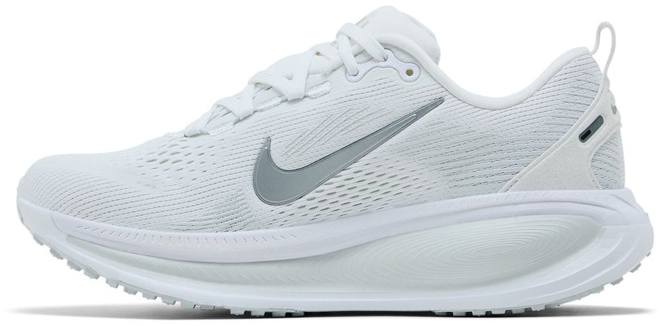 Nike Wmns Vomero 18 'White Photon Dust'