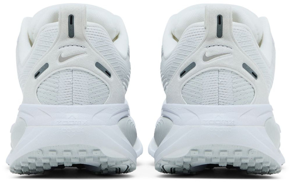 Nike Wmns Vomero 18 'White Photon Dust'