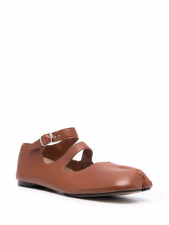 Tabi leather ballerina shoes