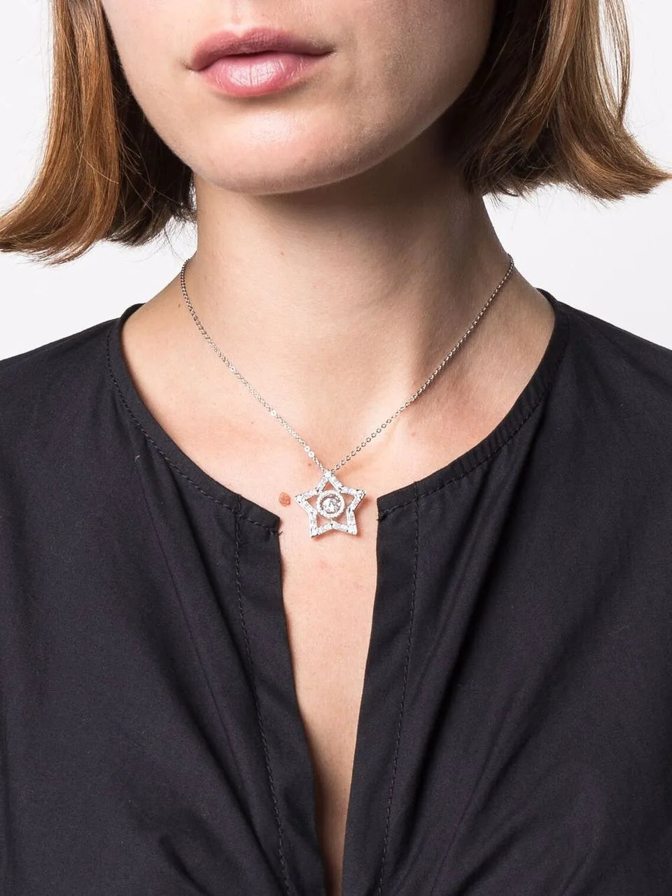 Stella pendant necklace