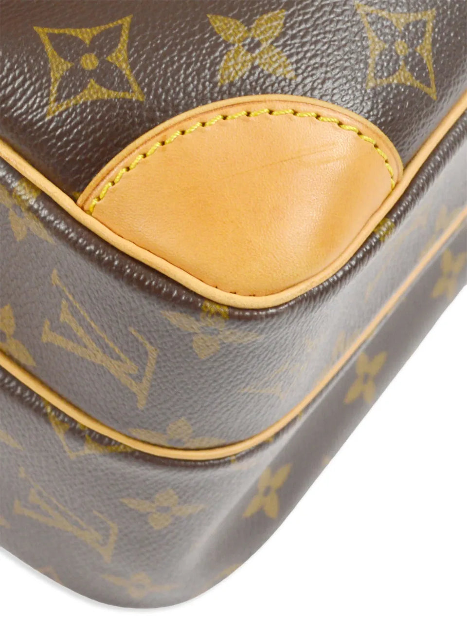 2012 Nile shoulder bag