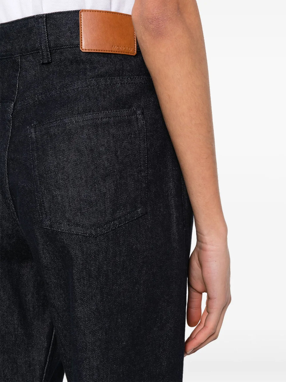 logo-patch tapered-leg jeans