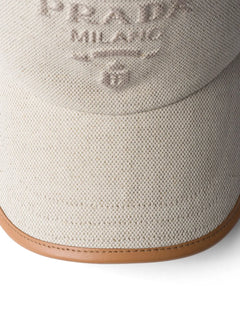logo-embossed cap