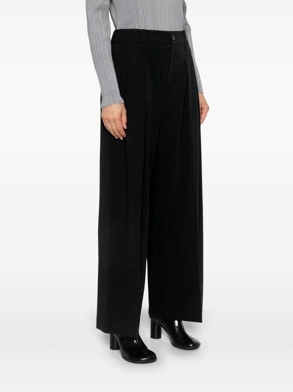 wool gabardine trousers