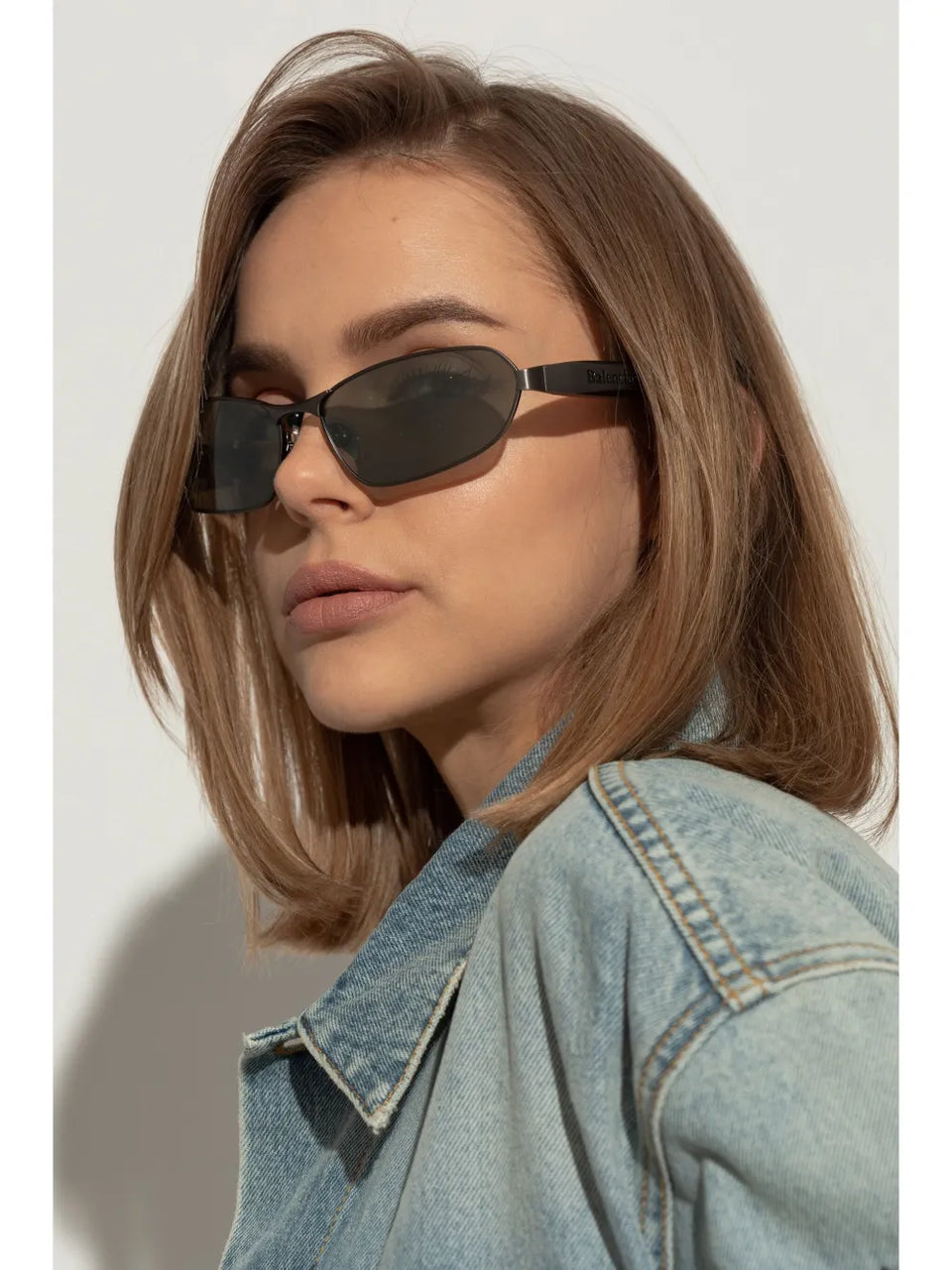 logo-engraved rectangle-frame sunglasses