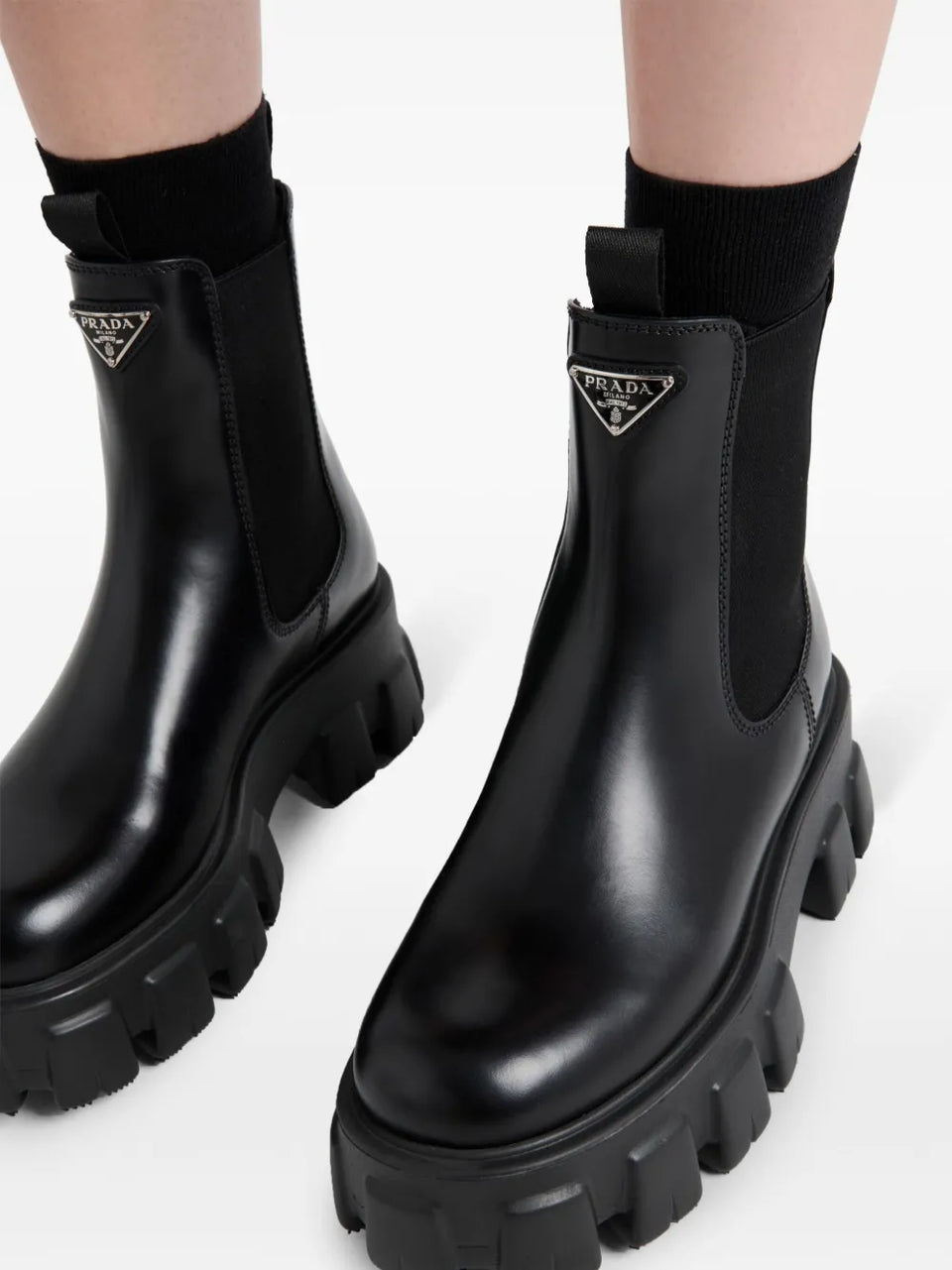 Monolith leather Chelsea boots