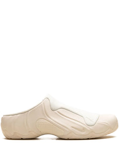 Clogposite Cream slides