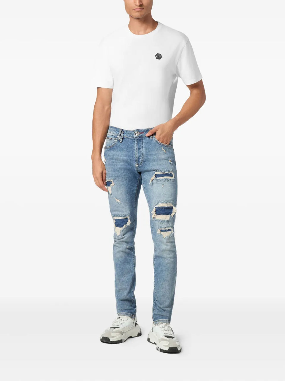 distressed-effect jeans
