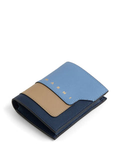 bi-fold leather wallet