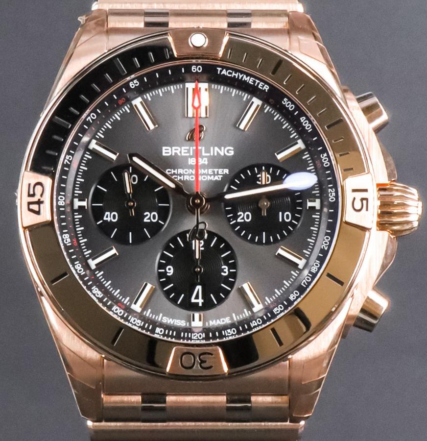 Breitling Chronomat B01 NEW 2023 VERKLEBT ROSEGOLD