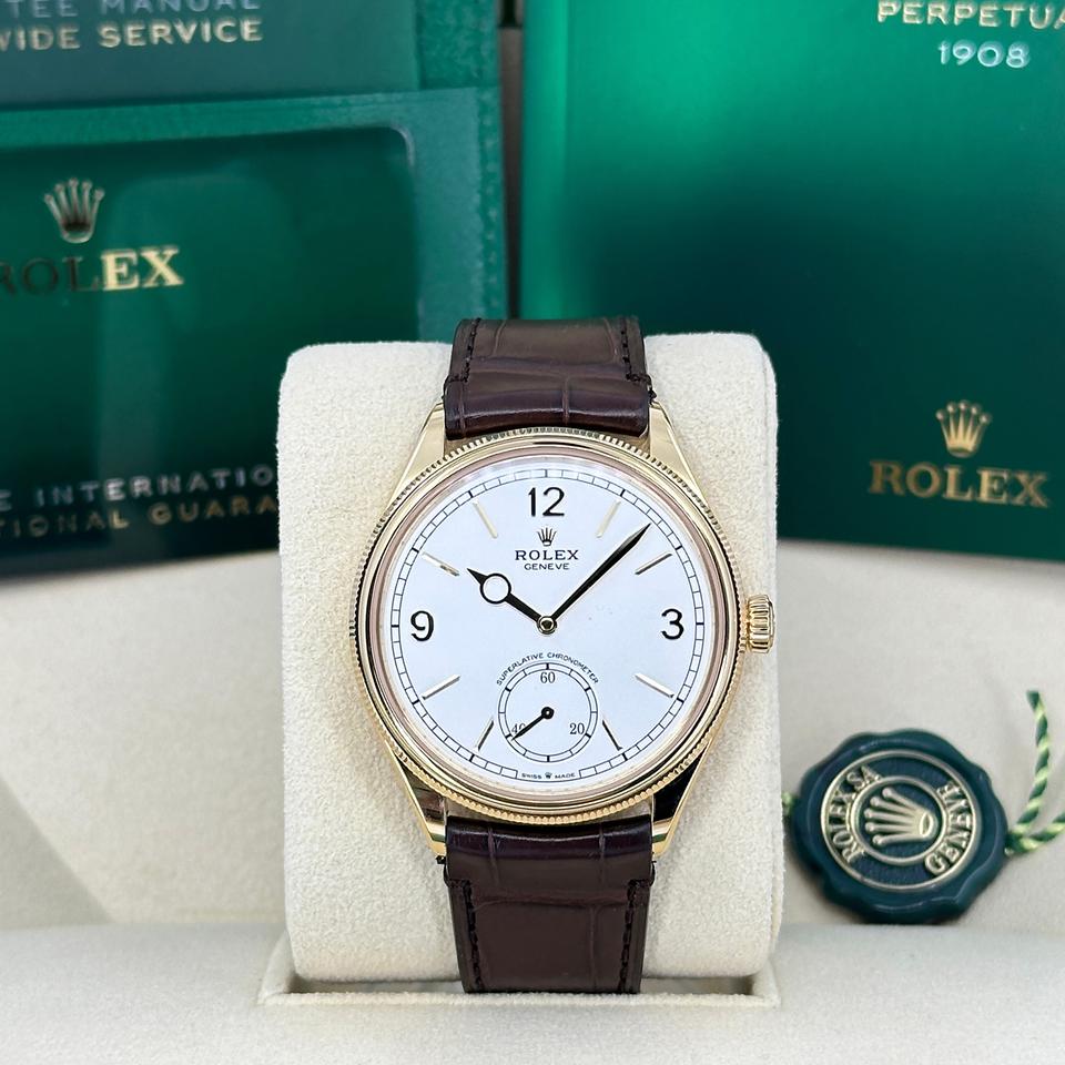Rolex | 1908 | 52508-0006 | Yellow gold | 39 mm | Leather | White | Automatic