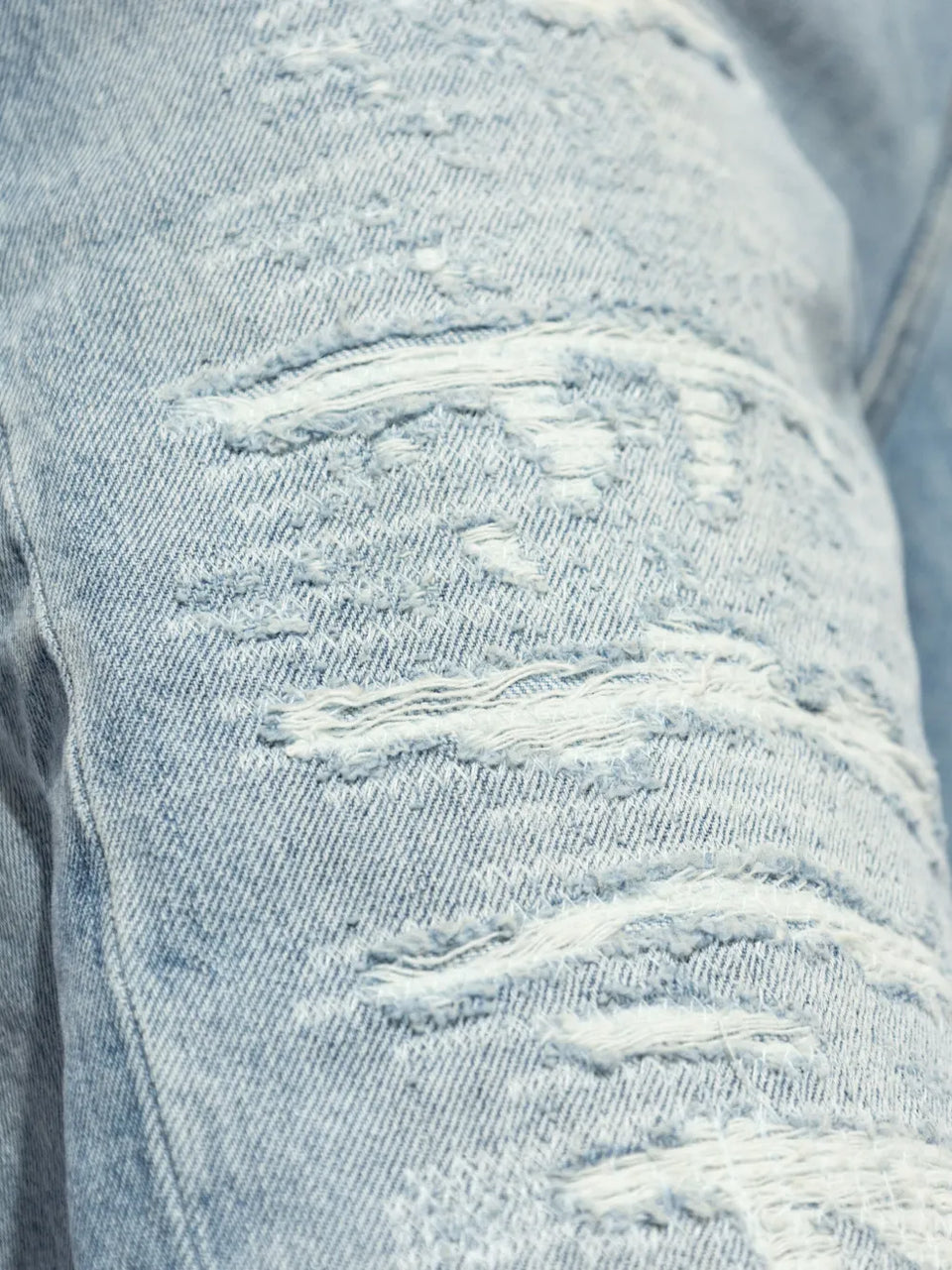 distressed-effect jeans