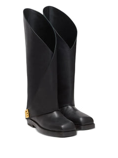 Twist boots