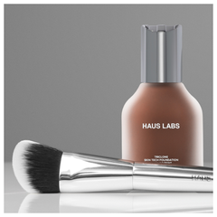 Triclone™ Skin Tech Foundation Brush