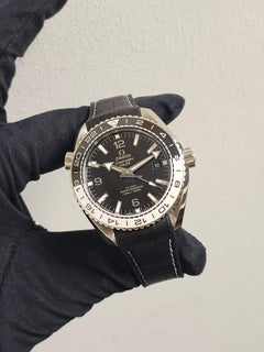 Omega Seamaster Planet Ocean GMT Steel 44 MM - 'Oreo Edition' Black/White Bezel-Box & Papers 2026