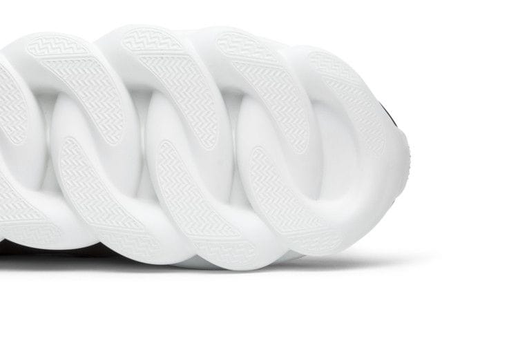 Versace Chain Reaction Wild