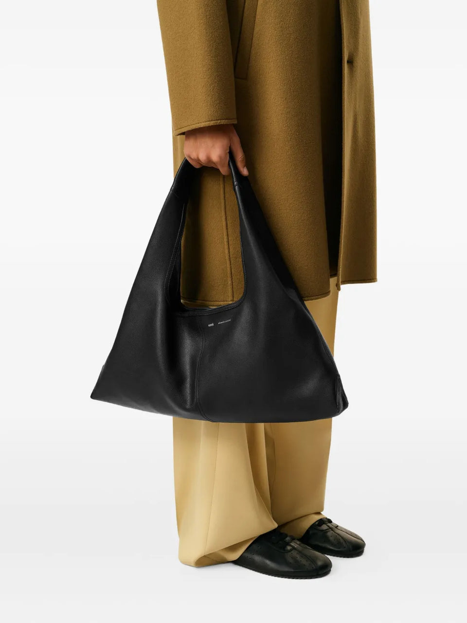 Etienne leather shoulder bag