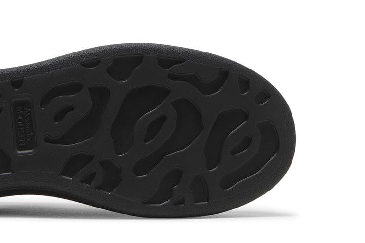 Alexander McQueen Oversized Sneaker Black Silver Holo