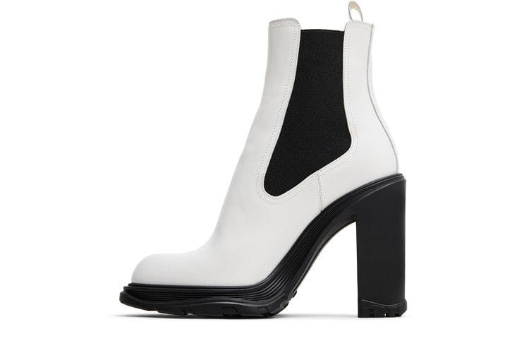 Alexander McQueen Wmns Tread Slick Heeled Chelsea Boot 'Ivory Black'