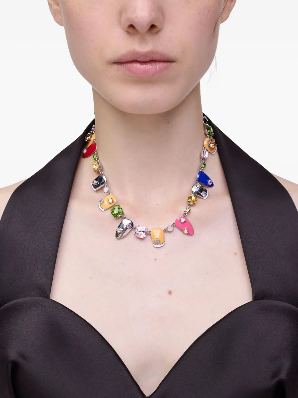 nails-embellished necklace