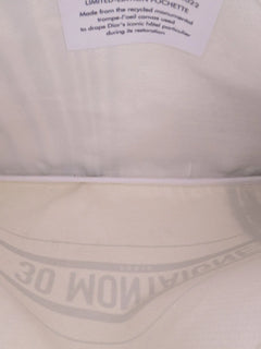 2022 Limited Edition Bilum Trompe Loeil Canvas 30 Montaigne Pochette pouch