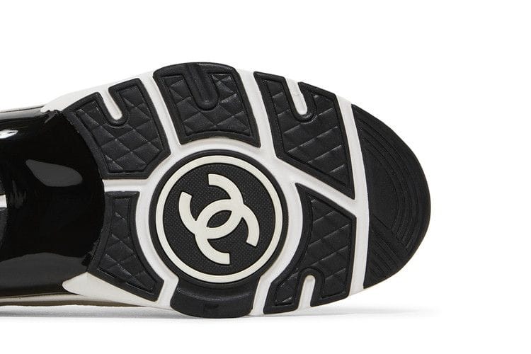 Chanel Sneaker White Black