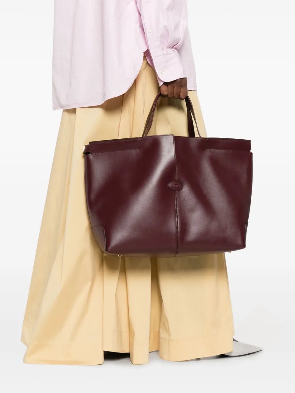 medium leather tote bag
