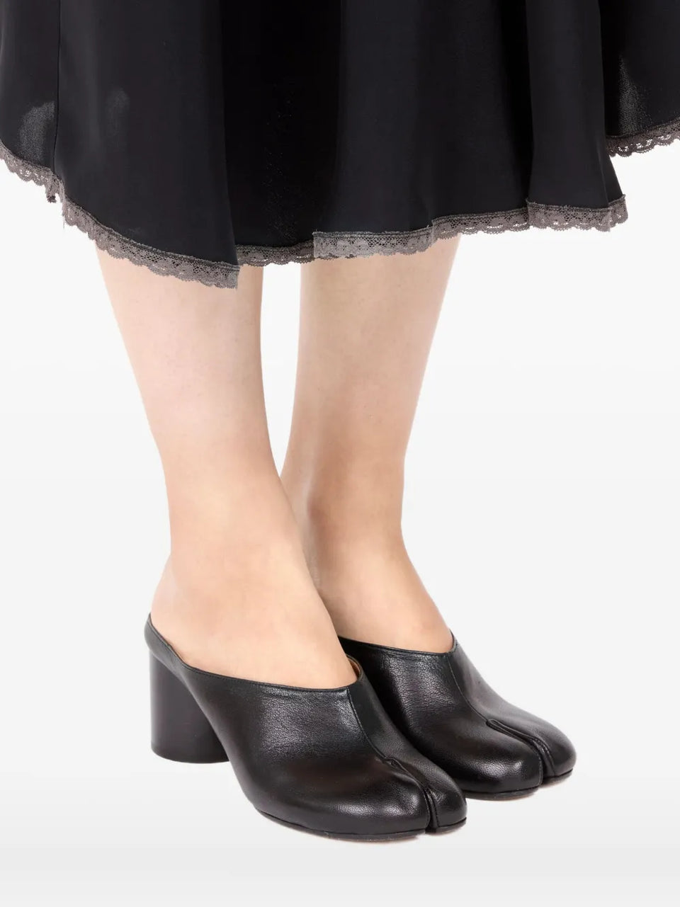 Tabi block-heel mules