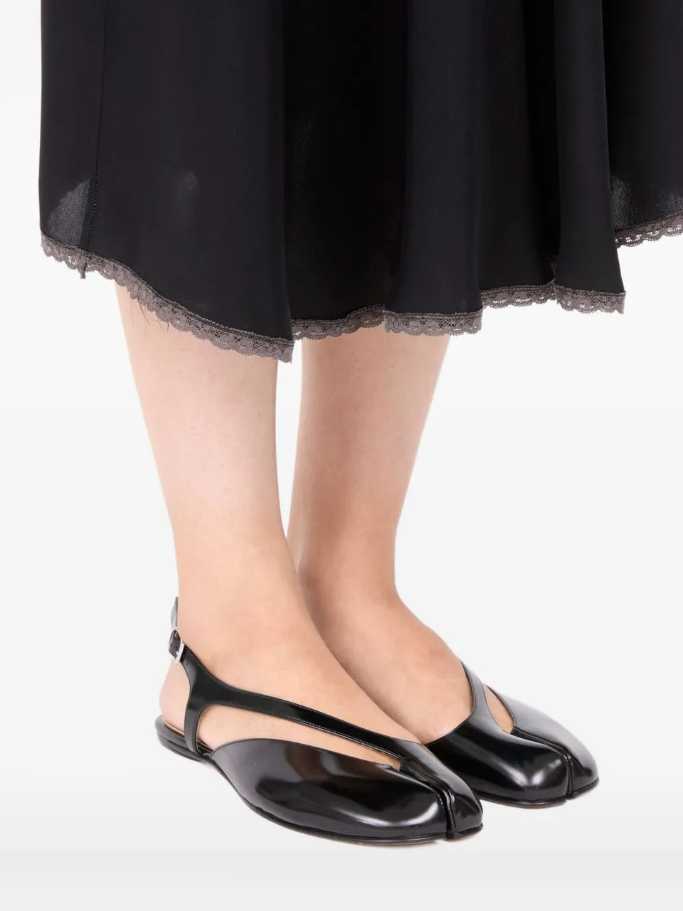 Tabi slingback flat pumps