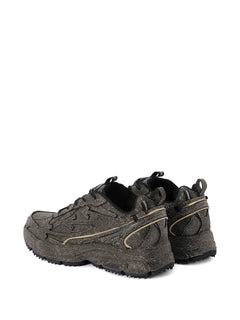 Be Right Back sneakers