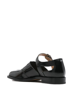 Tabi cut-out leather flat pumps