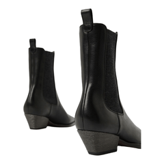 Cuban Heel Leather Boots - Black