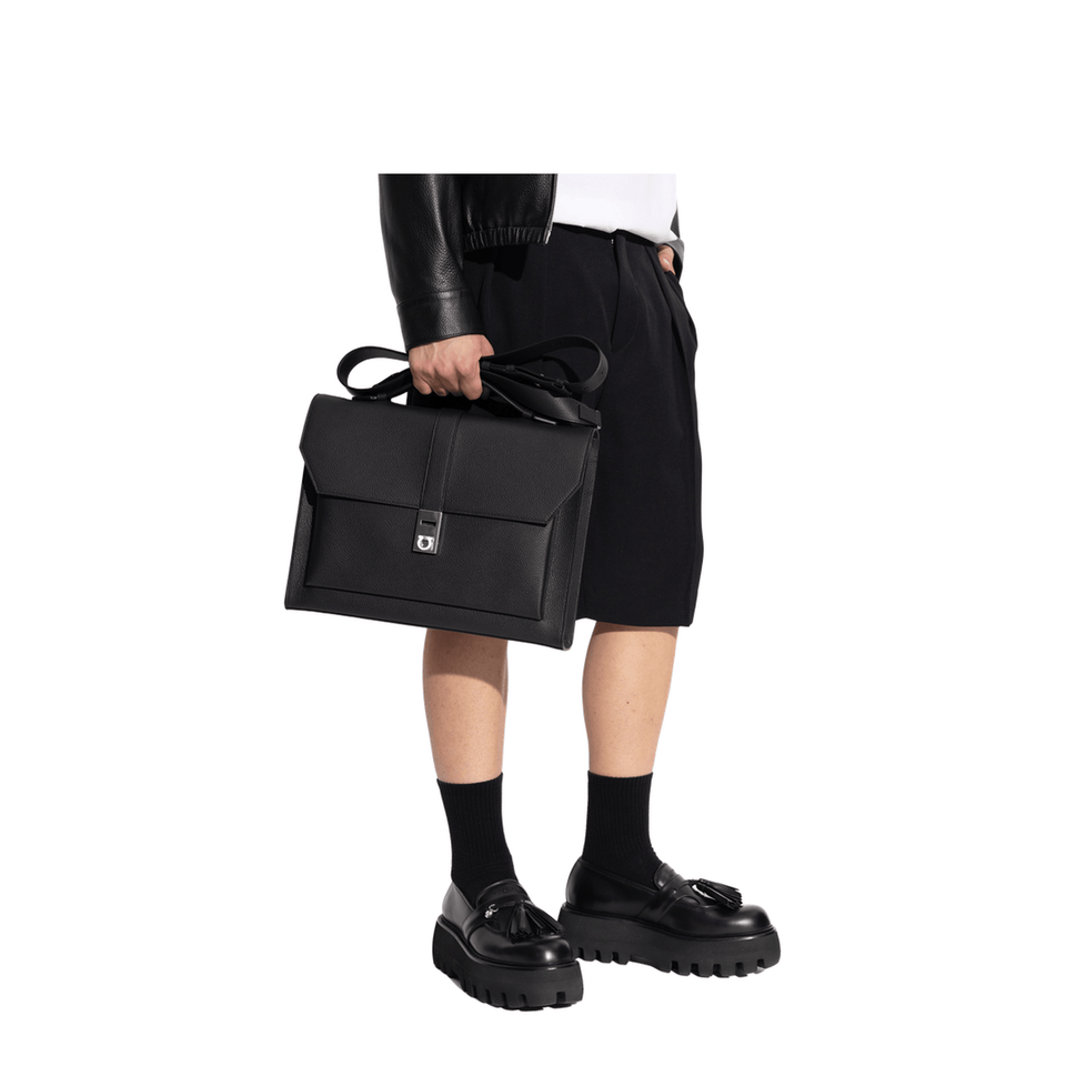 Hug Leather Briefcase - Black