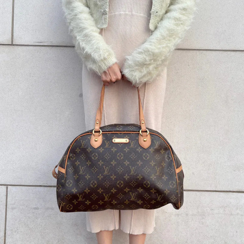 C570 - LOUIS VUITTON Monogram Canvas GM Tote Bag