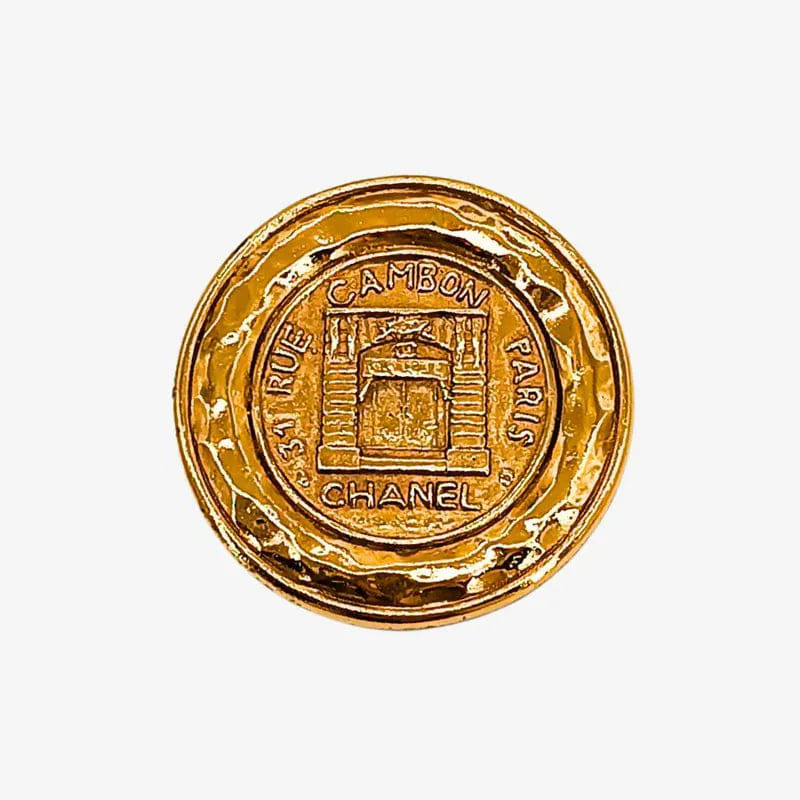 RC321 - CHANEL Vintage Gold Brooch