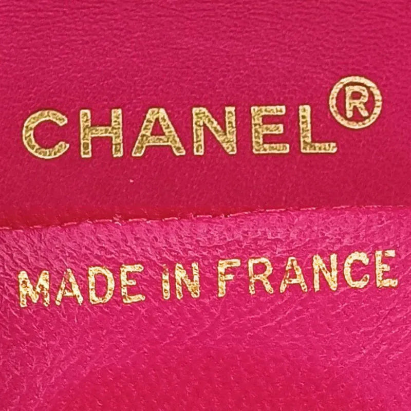 RA627 - CHANEL Vintage Pink Lambskin Gold Chain Flap Bag