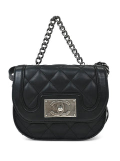 2015-2016 quilted shoulder bag