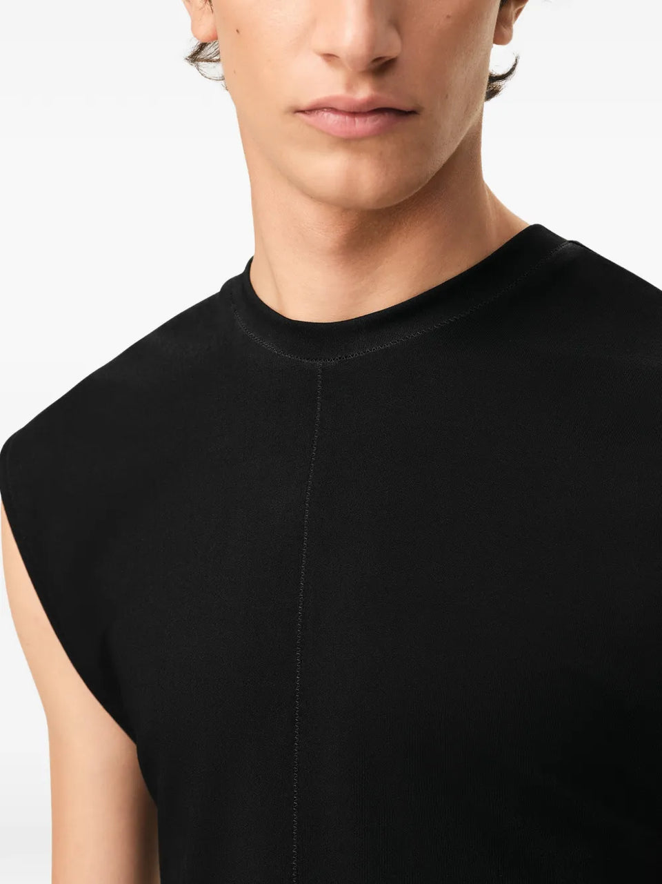 zigzag stitching sleeveless vest