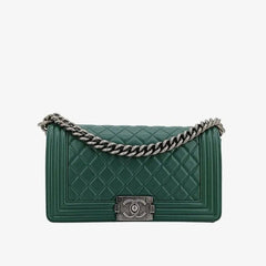 JS558 - CHANEL Boy Green Lambskin Flap Bag
